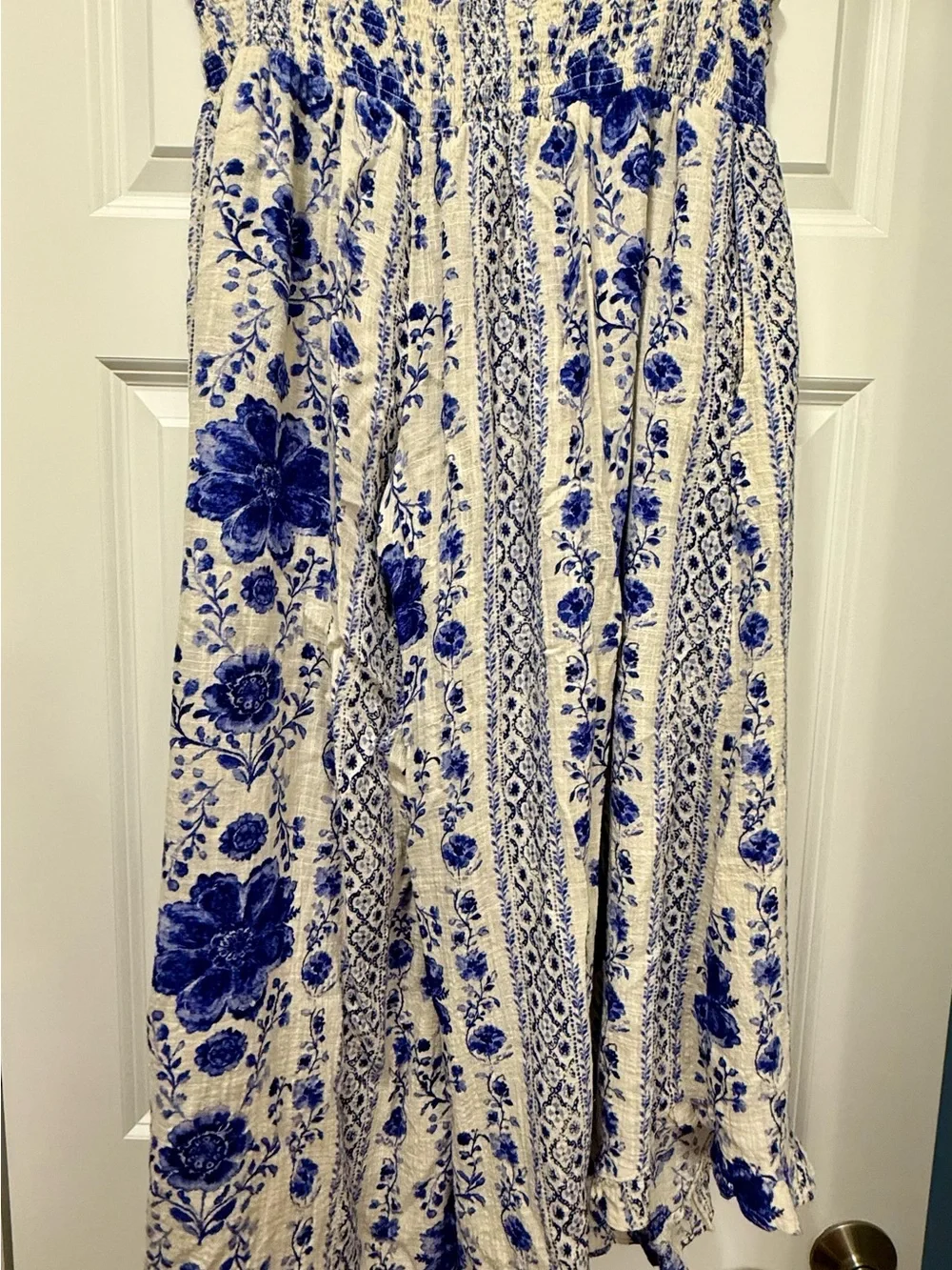 Urban Outfitters - Out From Under Beachy Keen Smocked Wide Leg Crop Pants - Picture 4 of 6